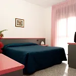 Hotel 90